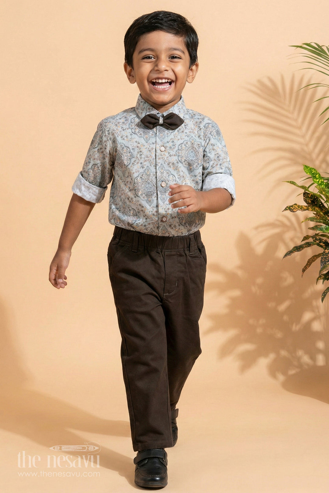 The Nesavu Boys Casual Set Boys Elegant Paisley Shirt with Trousers Setideal for Eid and Ugadi Nesavu 10 (NB) / Green / Cotton BCS008B-10 Buy Boys Paisley Shirt and Trousers Set | The Nesavu