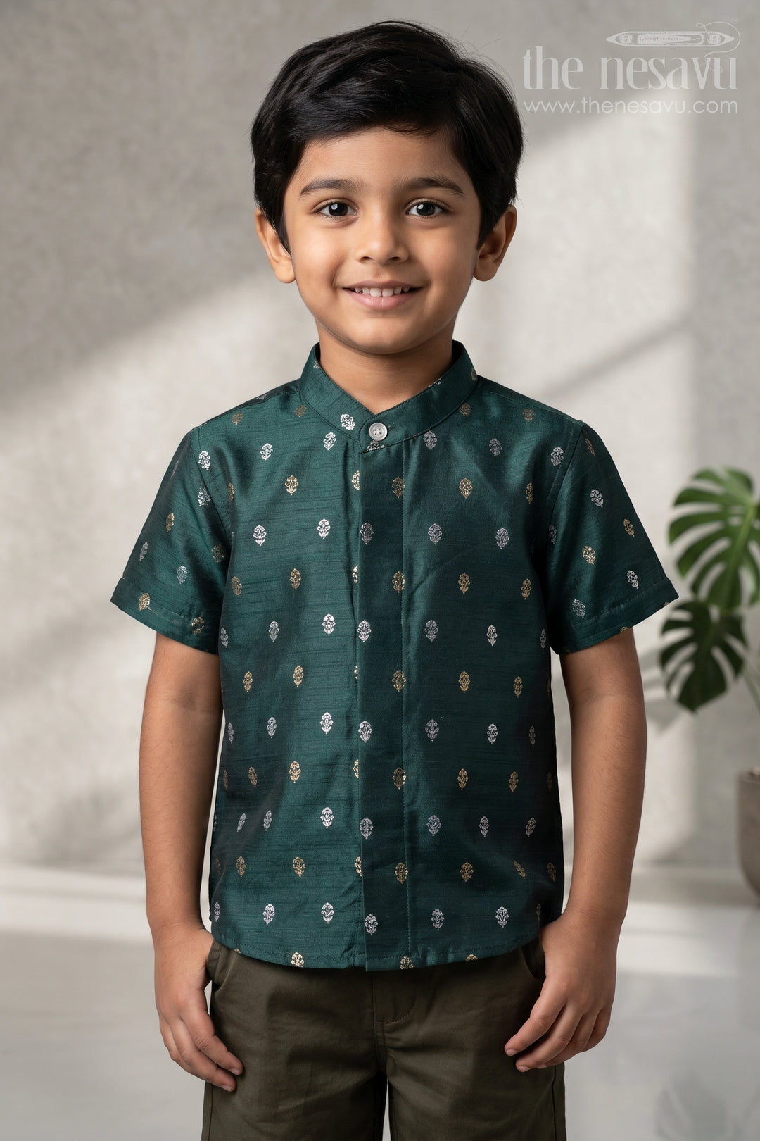 The Nesavu Boys Silk Shirt Boys Ethnic Silk Shirt for Festive Traditions and Temple Celebrations Nesavu 16 (1Y) / Green / Raw Silk BS504B-16 Nesavu Boys Raw Silk Shirt With Jacquard Butta Weave For Festive Traditions And Weddings