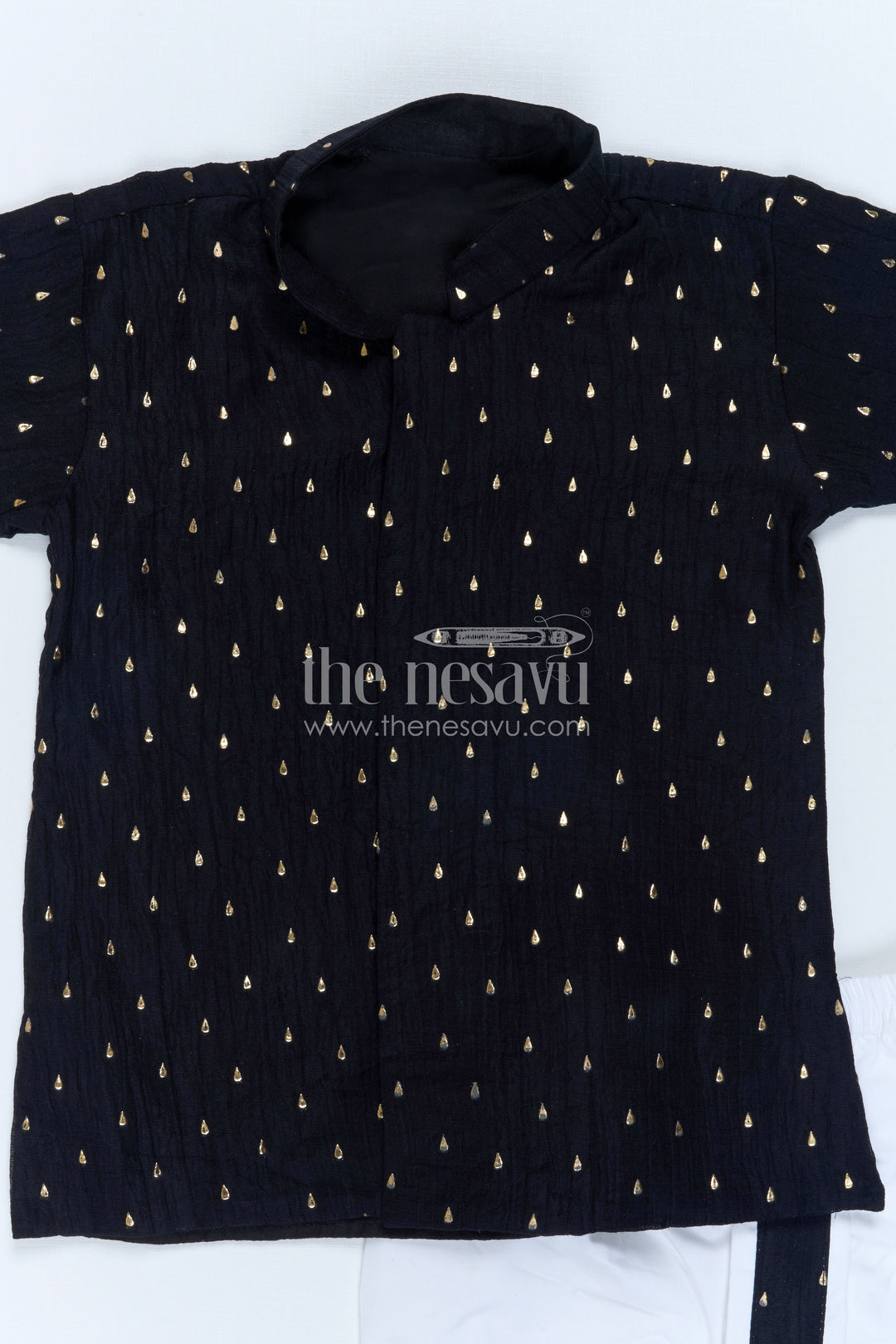 The Nesavu Boys Dothi Set Boys Festive Dothi Set for Traditional Family Occasions Nesavu Nesavu Boys Festive Dothi Set With Foil Motif Kurta For Traditional Family Celebrations