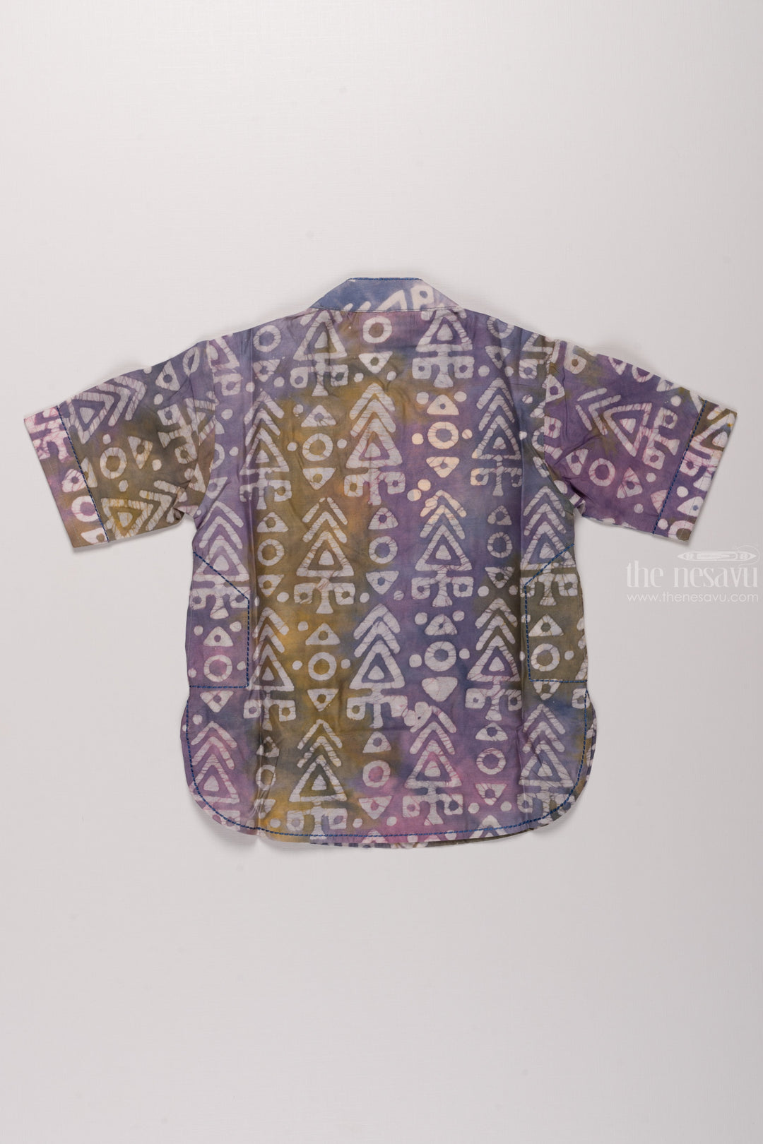 The Nesavu Boys Cotton Shirt Boys Gradient Purple Cotton Shirt with Triangular Patterns Nesavu Boys Purple Cotton Shirt | Triangular Motif Design | Modern Casual Apparel | The Nesavu
