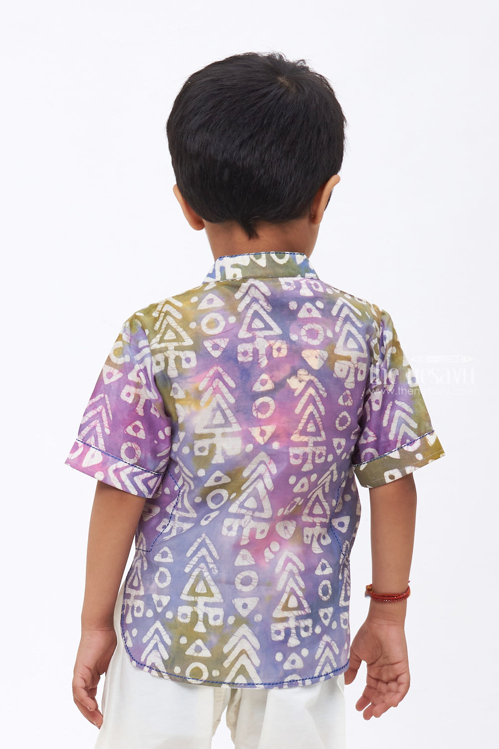 The Nesavu Boys Kurtha Shirt Boys Gradient Purple Cotton Shirt with Triangular Patterns Nesavu Boys Purple Cotton Shirt | Triangular Motif Design | Modern Casual Apparel | The Nesavu