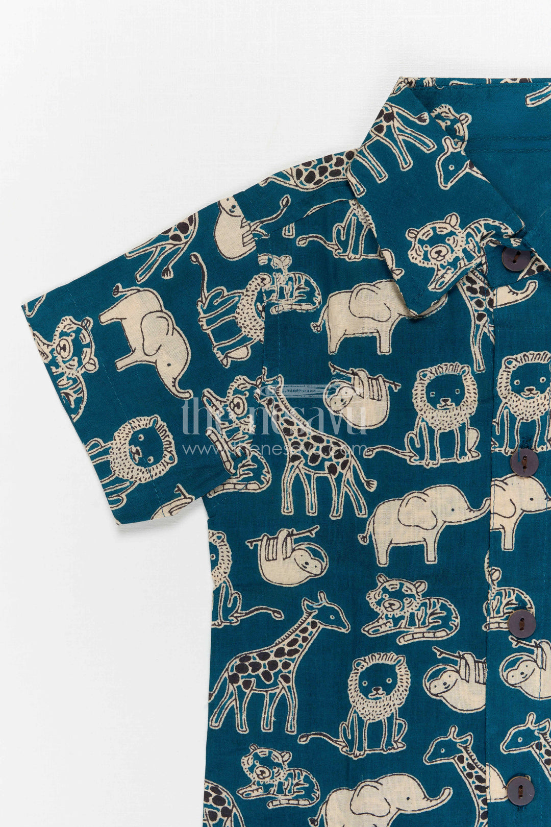 The Nesavu Boys Casual Set Boys Matching Outfit for Summer Travel and Playtime Nesavu Nesavu Boys Cotton Matching Co Ord Set For Summer Travel With Animal Print Shirt And Shorts