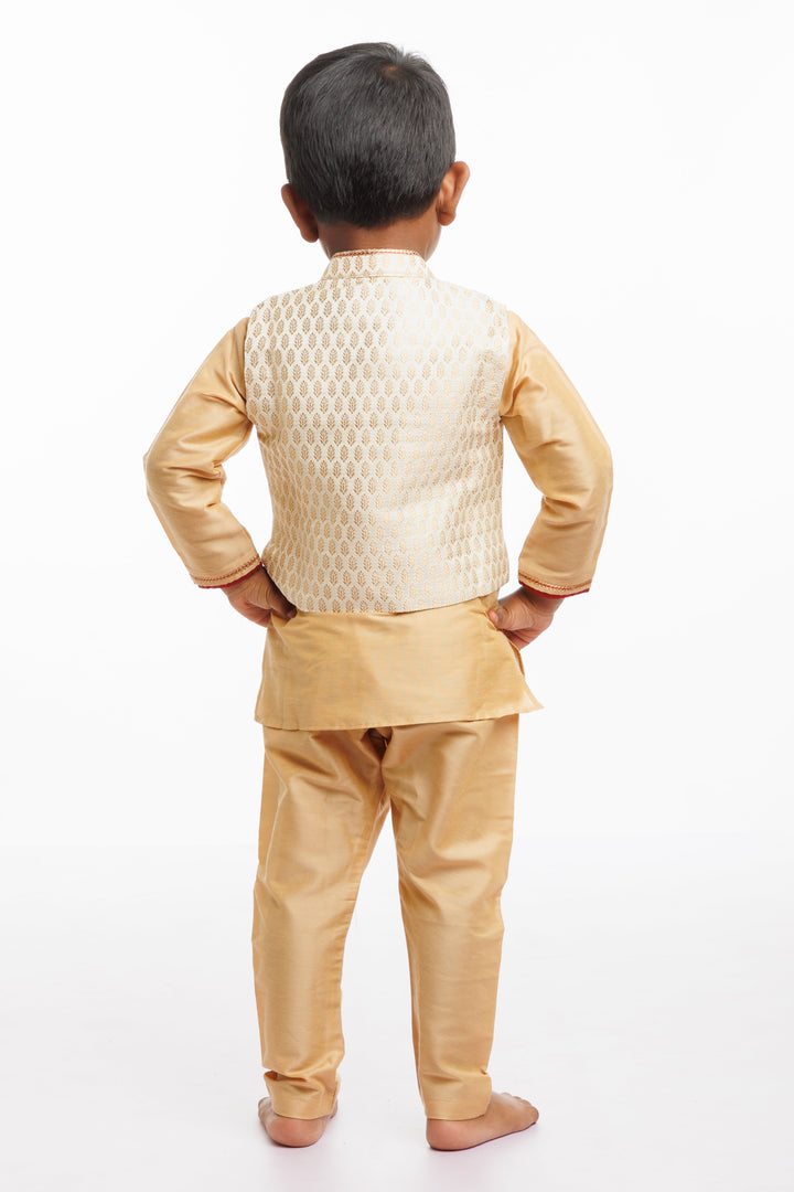 The Nesavu Boys Jacket Sets Boys Modern Kurta with Elegant Brocade Jacket Outfit Nesavu Designer Kurta Pant with Jacket Set for Boys | Traditional Elegance | The Nesavu