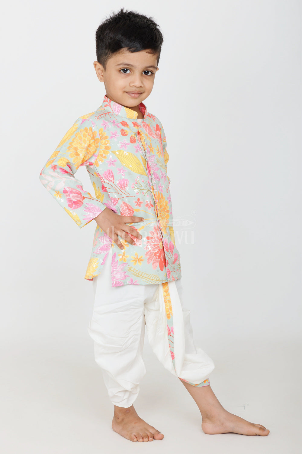 The Nesavu Boys Dothi Set Boys Multicolor Kurtha and Dhoti Set with Floral Cotton Blended Prints Nesavu Nesavu Boys Multicolor Kurtha Dhoti Set Floral Cotton Blended Prints