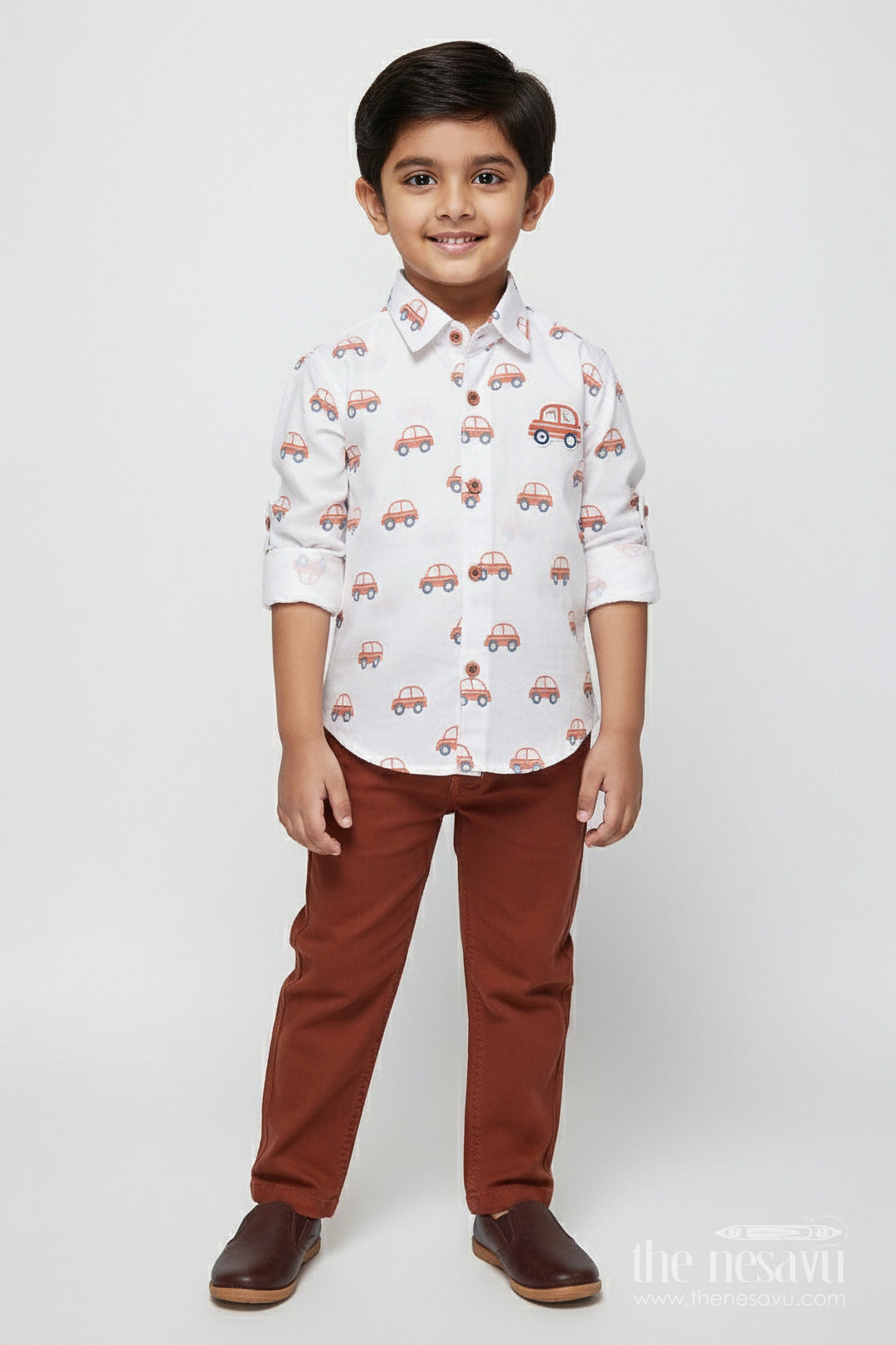 The Nesavu Boys Casual Set Boys Muslin Cotton Set with Vibrant Vehicle Print Shirt and Solid Pants Nesavu 14 (6M) / Peach BCS491B-14 Nesavu boys muslin cotton set printed shirt contrasting pants