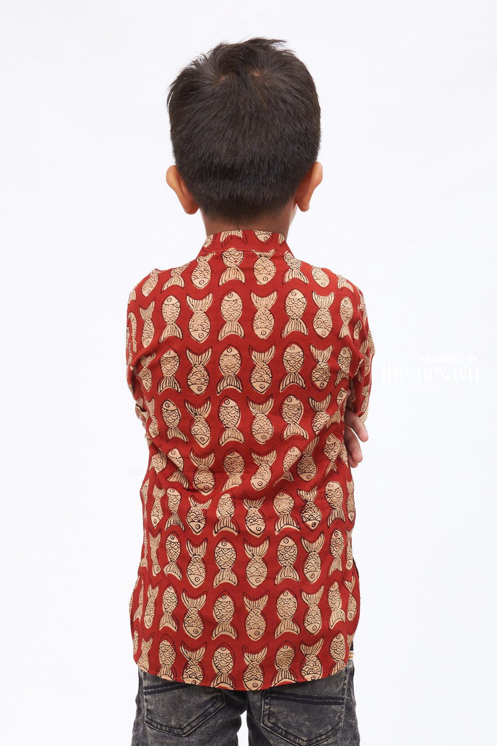 The Nesavu Boys Kurtha Shirt Boys Playful Fish Patterned Ruby Red Cotton Shirt Nesavu Best Price Guaranteed: Boys Kurta Shirts | Traditional and Contemporary Designs | The Nesavu