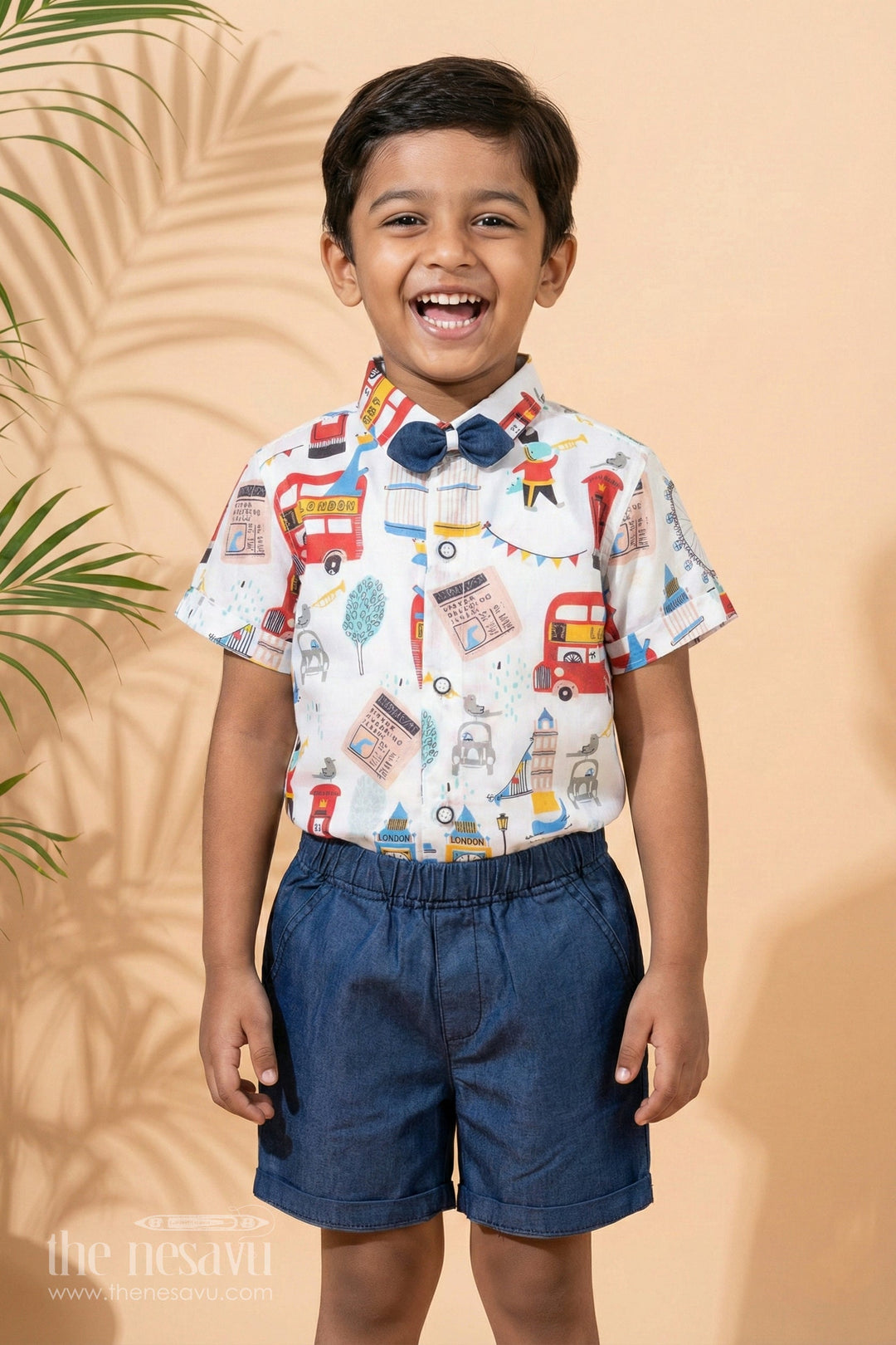 The Nesavu Boys Casual Set Boys Playful London-Themed Shirt & Shorts Setvibrant Summer Outfit Nesavu 10 (NB) / White / Muslin Silk BCS010B-10 Shop Boys London Print Shirt & Navy Shorts | The Nesavu