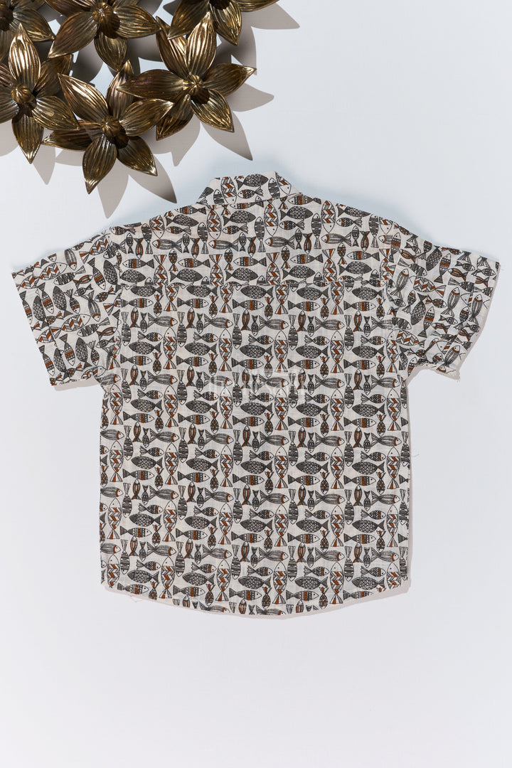 The Nesavu Boys Cotton Shirt Boys Shirt Casual Dresses in Cotton Block Print with Tribal Fish Design Nesavu Nesavu Boys Shirt Casual Dresses Cotton Block Print Ethnic Fish Pattern