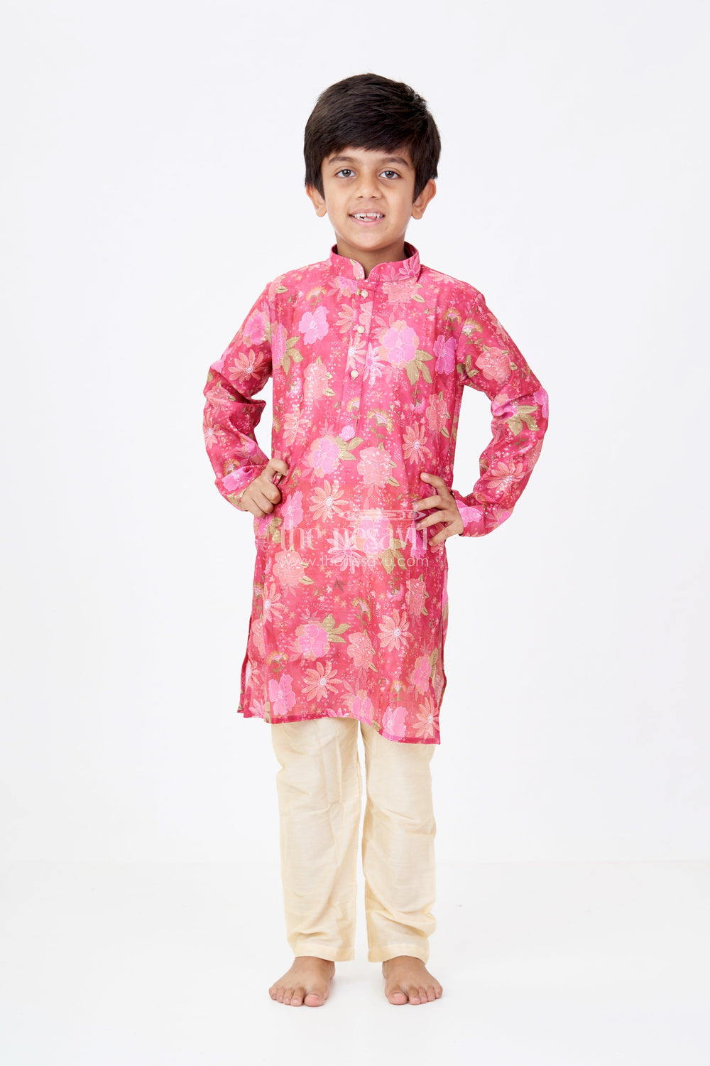 The Nesavu Boys Kurtha Set Boys Silk Cotton Maroon Kurta Set with Self Embroidery and Floral Digital Print Accents Nesavu Nesavu Boys Silk Cotton Maroon Kurta Set Self Embroidery Floral Digital Print Highlights