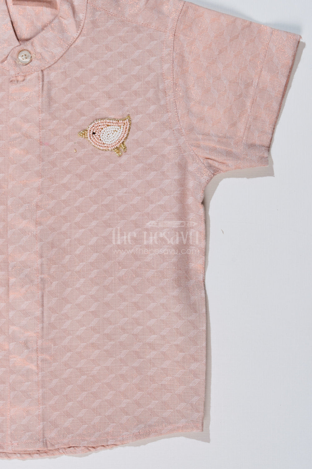 The Nesavu Boys Silk Shirt Boys Silk Long Shirt with Bird Embroidery and Mandarin Collar for Festive Wear Nesavu Nesavu Boys Silk Long Shirt Bird Embroidery Mandarin Collar Traditional Wear