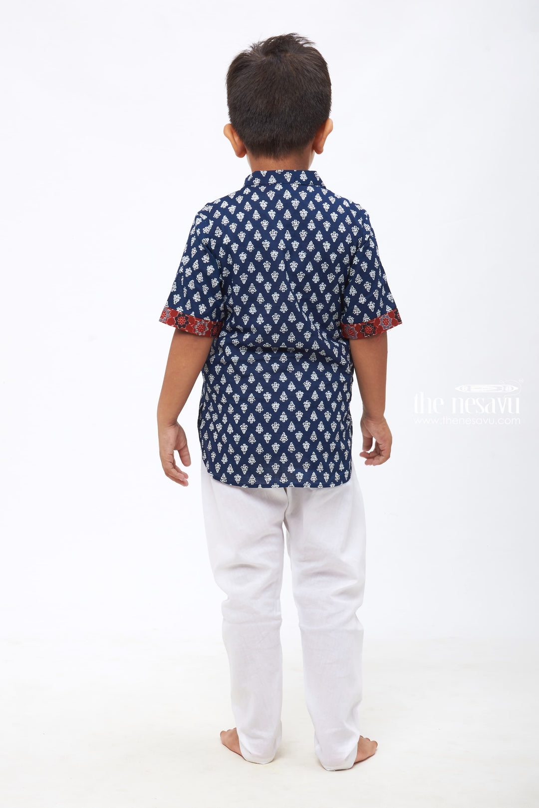 The Nesavu Boys Kurtha Shirt Boys Symmetrical Motif Patterned Navy Cotton Shirt with Contrasting Cuff Nesavu Shop the Latest Collection of Boys Kurta Shirts | Perfect for Special Events | The Nesavu