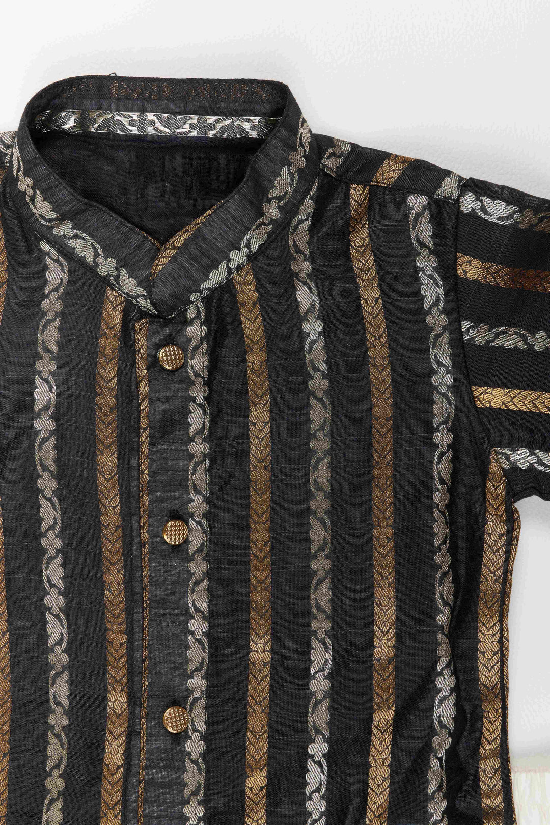 The Nesavu Boys Kurtha Set Boys Traditional Kurta Set for Weddings Temple Visits and Festive Events Nesavu Nesavu Boys Traditional Kurta Set For Weddings Temple Visits Poojas And Festive Family Occasions