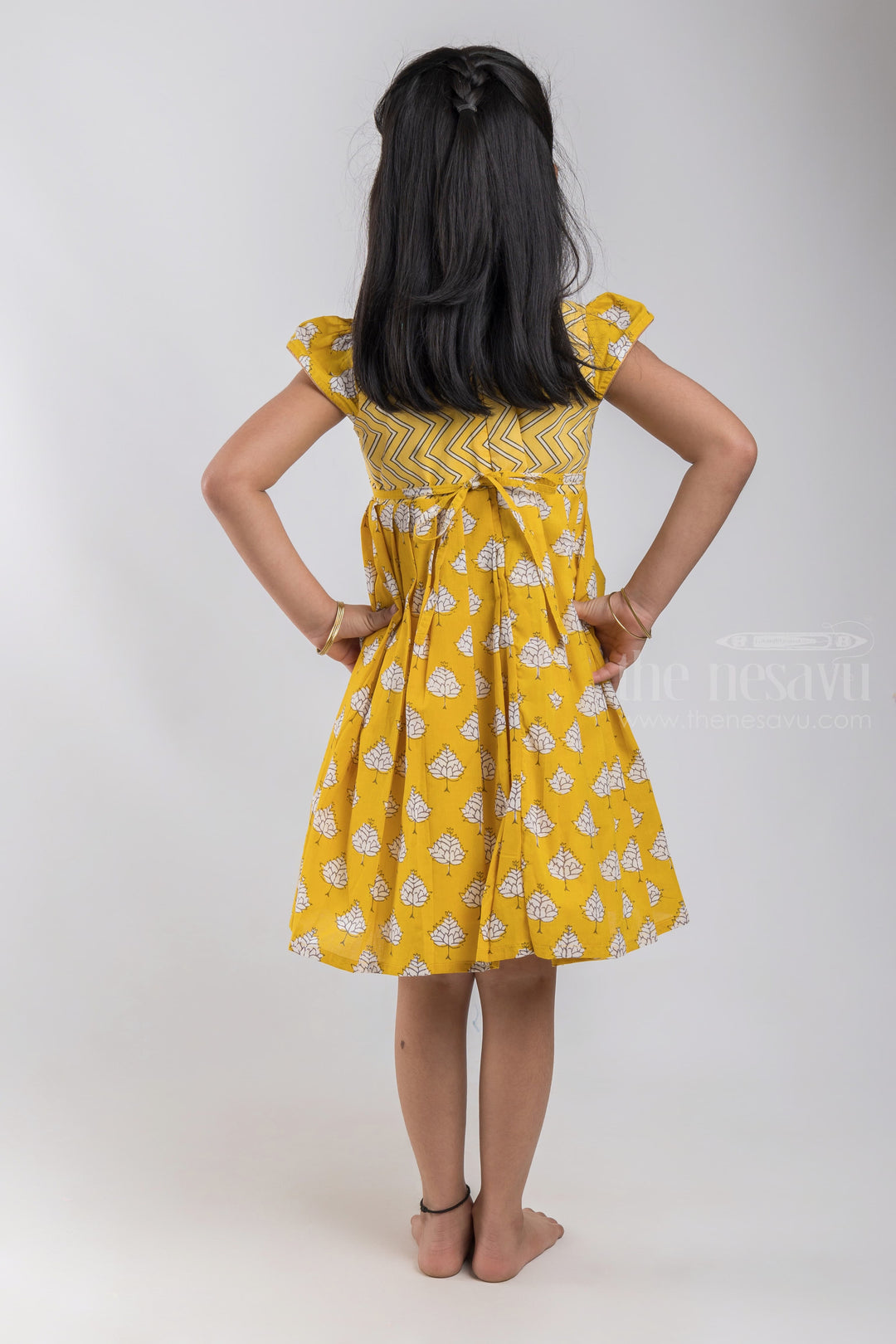 The Nesavu Girls Cotton Frock Bright Yellow Zigzag Printed Soft Cotton Baby Girls Dress psr silks Nesavu
