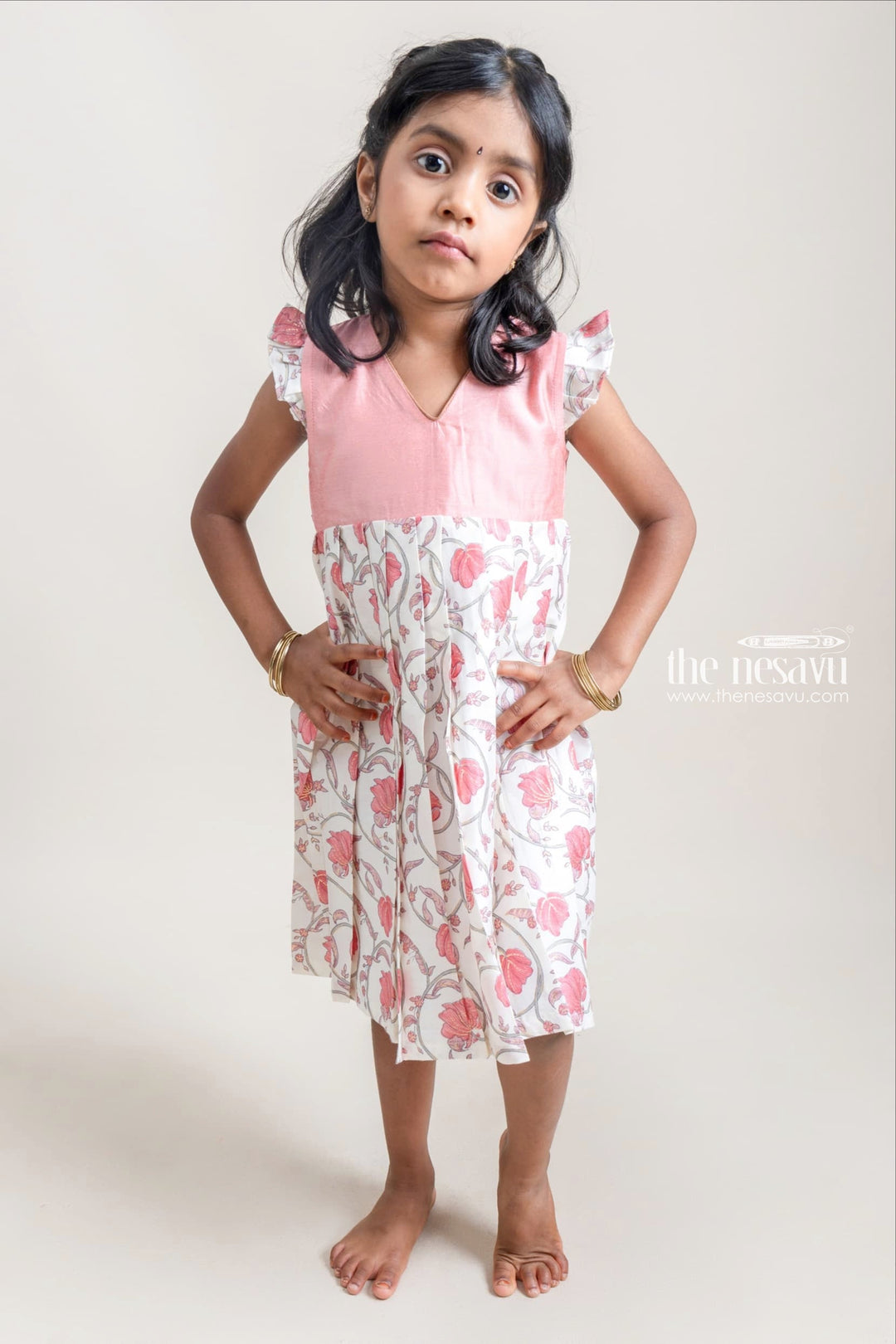 The Nesavu Girls Cotton Frock Charming Lite Pink And White Floral Printed Casual Cotton Frock For Girls Nesavu 12 (3M) / Pink / Cotton GFC750A-12 Lovely Pink Floral Cotton Frocks | New Girls Collection | The Nesavu