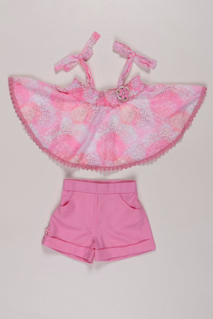 The Nesavu Baby Casual Sets Chic Pink Lace Halter Top & Shorts Ensemble for Girls Nesavu 18 (2Y) / Pink BFJ514B-18 Girls Pink Halter Set | Lace Detail Shorts | Trendy Summer Kids Wear | The Nesavu