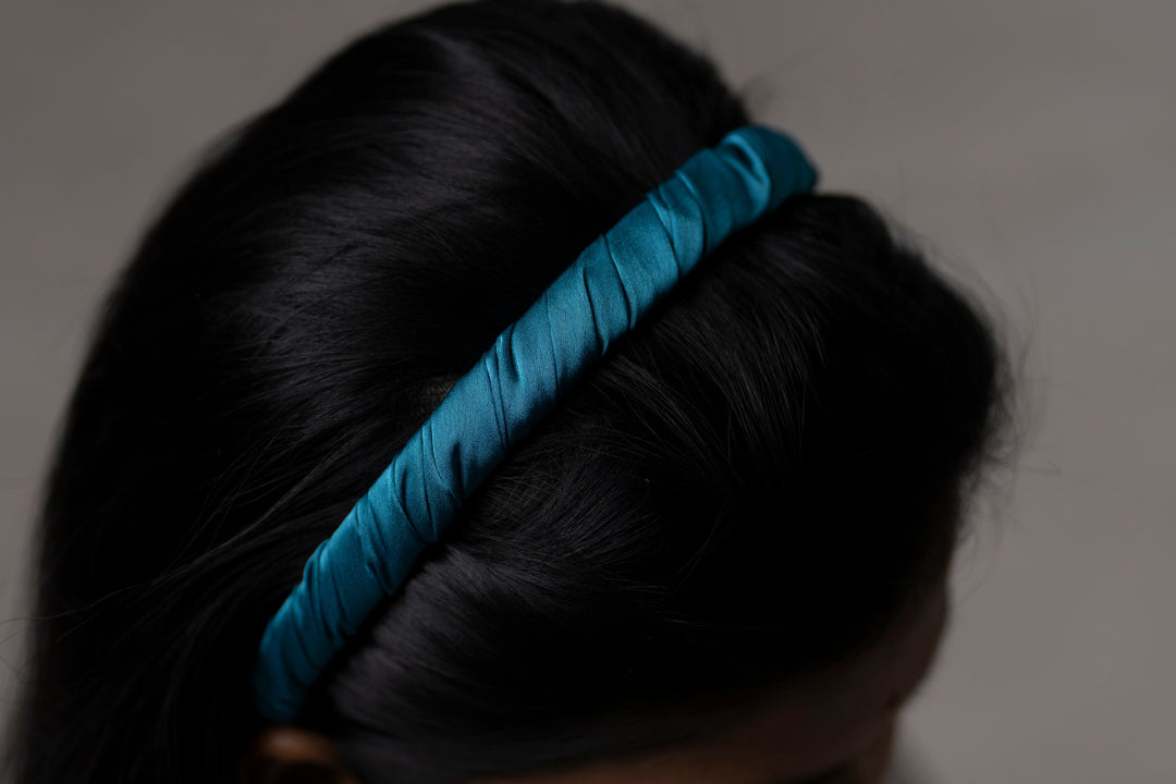 The Nesavu Hair Band Chic Ruched Teal Satin Hairband for Stylish Hairdos Nesavu Blue JHB84F Teal Satin Hairband with Ruched Detail | Add Elegance to Your Hairstyle | The Nesavu