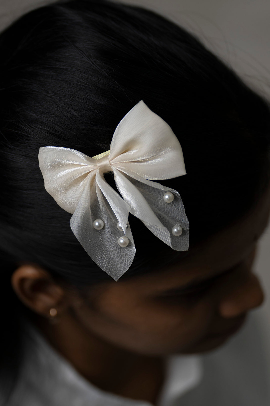 The Nesavu Hair Clip Classic Cream Pearl-Embellished Satin Hair Clip Nesavu White JHCL76H Elegant Cream Satin Hair Clip with Pearls | Versatile Accessory for Every Hairstyle | The Nesavu