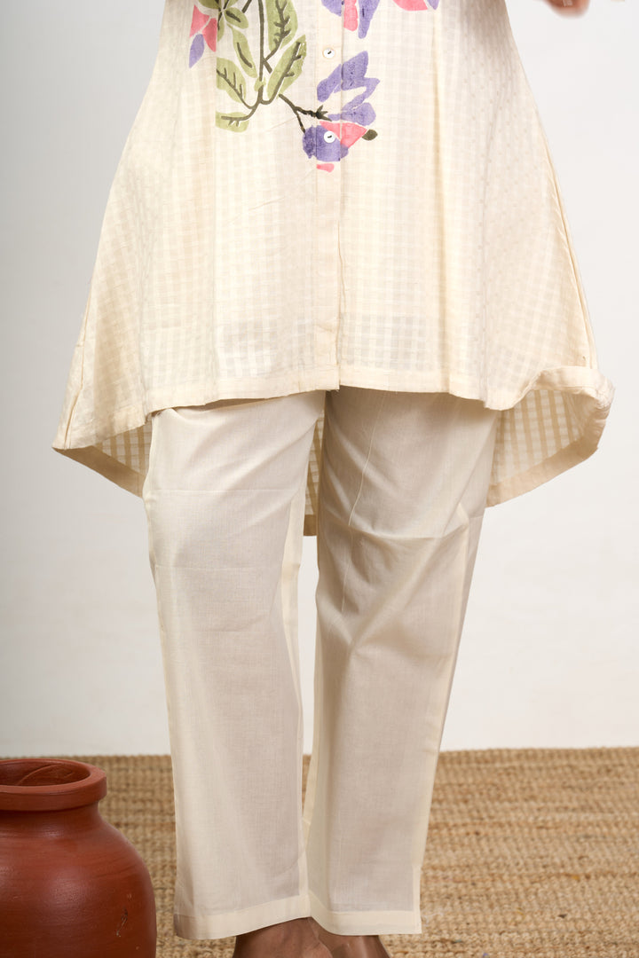 The Nesavu Womens Co-Ord Sets Classic Solid Co Ord Set for Women in White Cotton with Minimalist Embroidery Nesavu Nesavu Classic Solid White Co Ord Set Women Minimalist Floral Embroidery Cotton