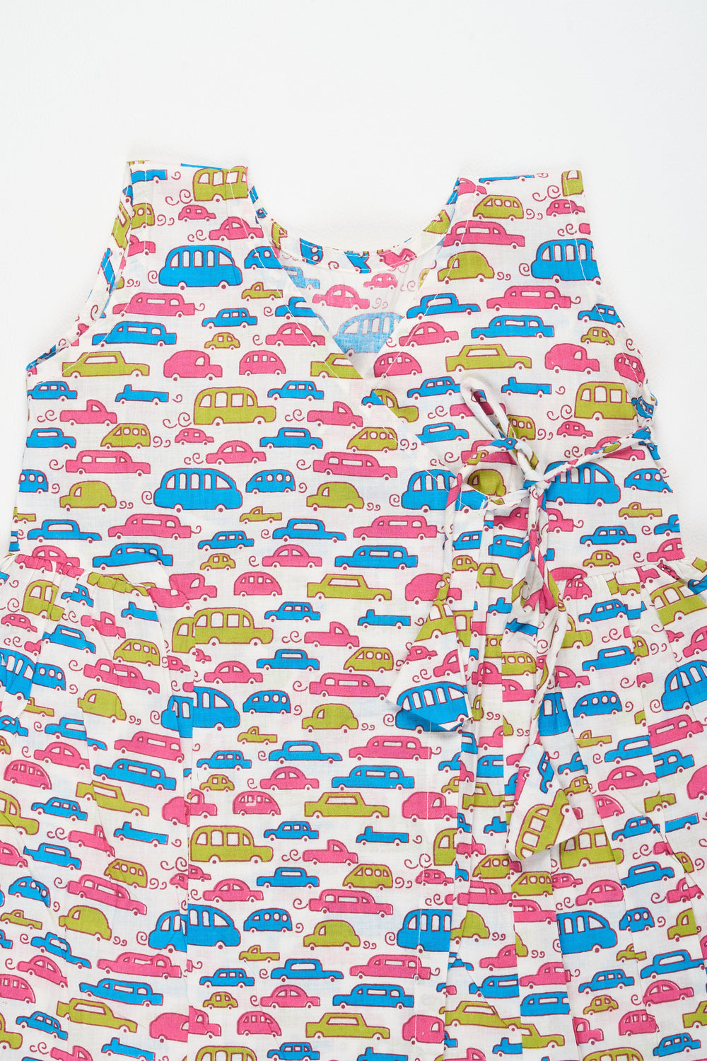 The Nesavu Baby Cotton Frocks Cotton Baby Frock with Colorful Car Print Perfect for Fun Family Outings Nesavu Nesavu Cotton Baby Frock Colorful Car Print Fun Comfortable Family Outing Outfit