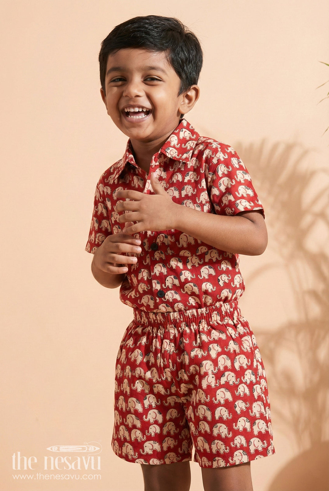 The Nesavu Boys Casual Set Cotton Casual Set for Toddler Boys with All-over Elephant Print Nesavu 16 (1Y) / Maroon BCS550B-16 Nesavu toddler boys cotton casual set with elephant print – playful and breathable daily wear