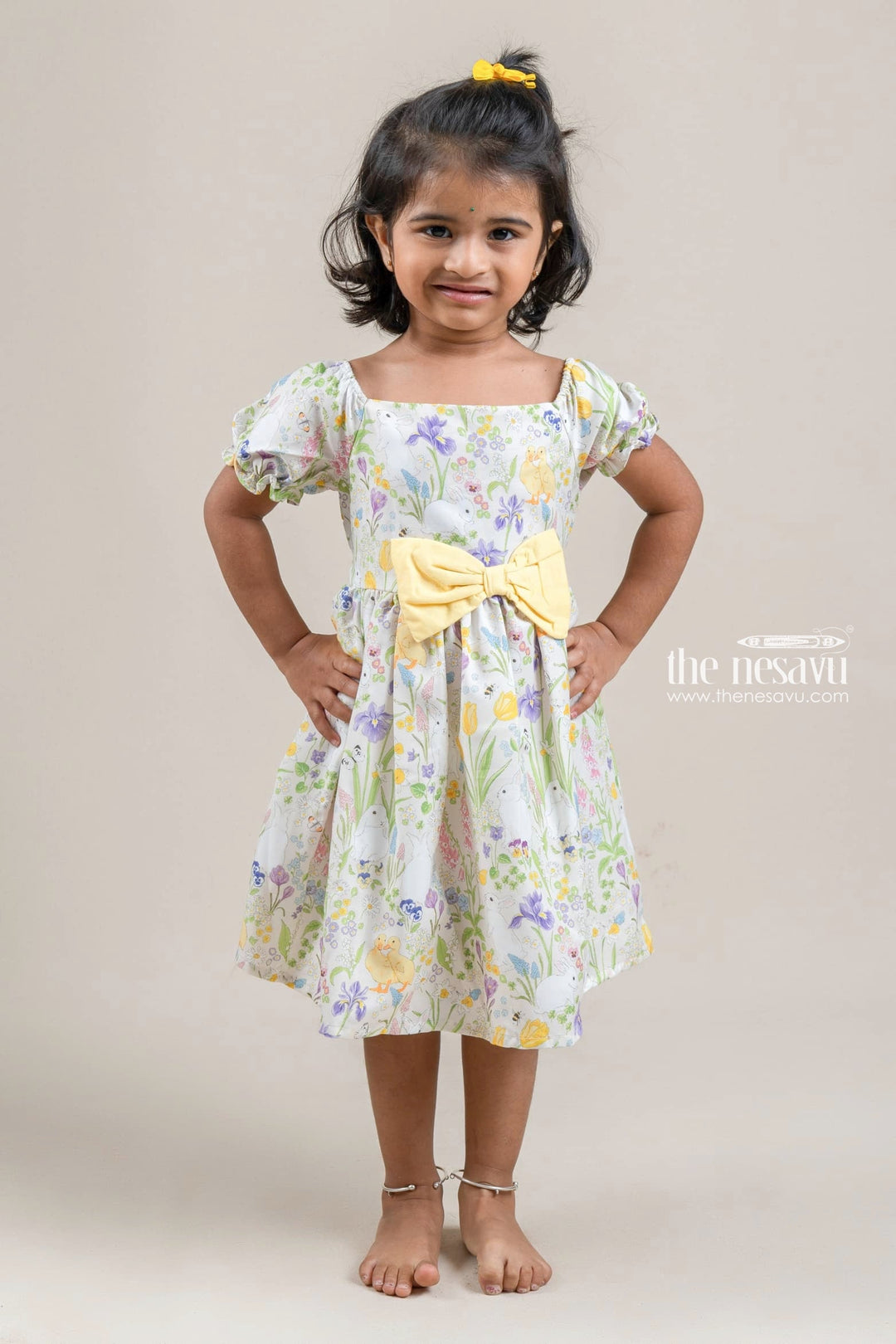 The Nesavu Girls Fancy Frock Cute Animals N Floral Printed White Girls Cotton Frock With Bow Applique Nesavu 18 (2Y) / White / Rayon GFC1036A-18 Latest Frock Design Online | Animal Printed Frock | The Nesavu