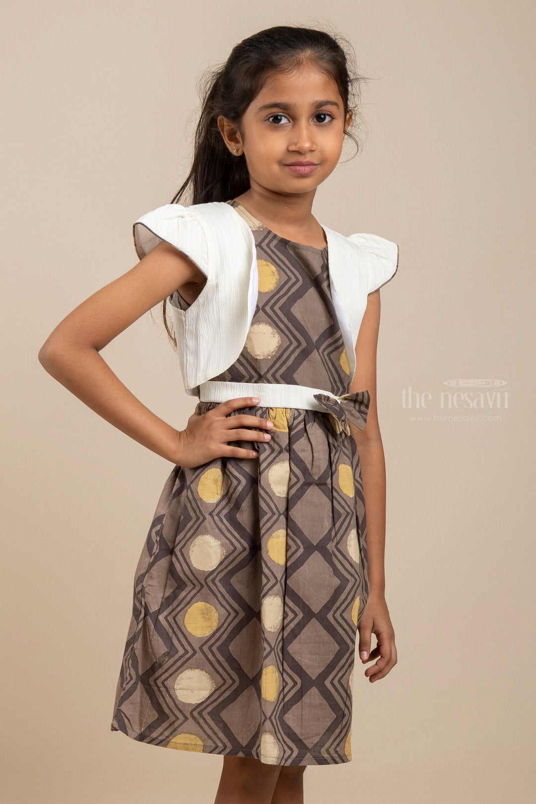 The Nesavu Girls Cotton Frock Daily Wear Casual Gown With White Overcoat And Bow Trim For Boys Nesavu Girls Play Wear Dresses | Festive Wear Ideas For Diwali 2022 | The Nesavu