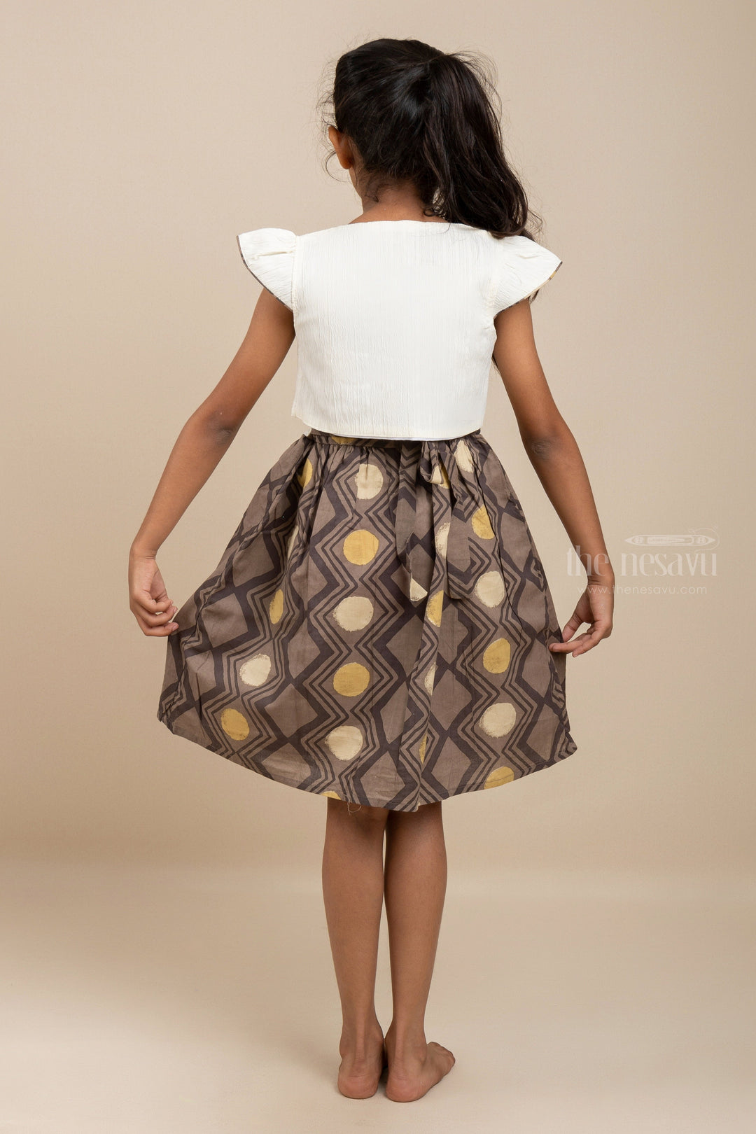 The Nesavu Girls Cotton Frock Daily Wear Casual Gown With White Overcoat And Bow Trim For Boys Nesavu Girls Play Wear Dresses | Festive Wear Ideas For Diwali 2022 | The Nesavu