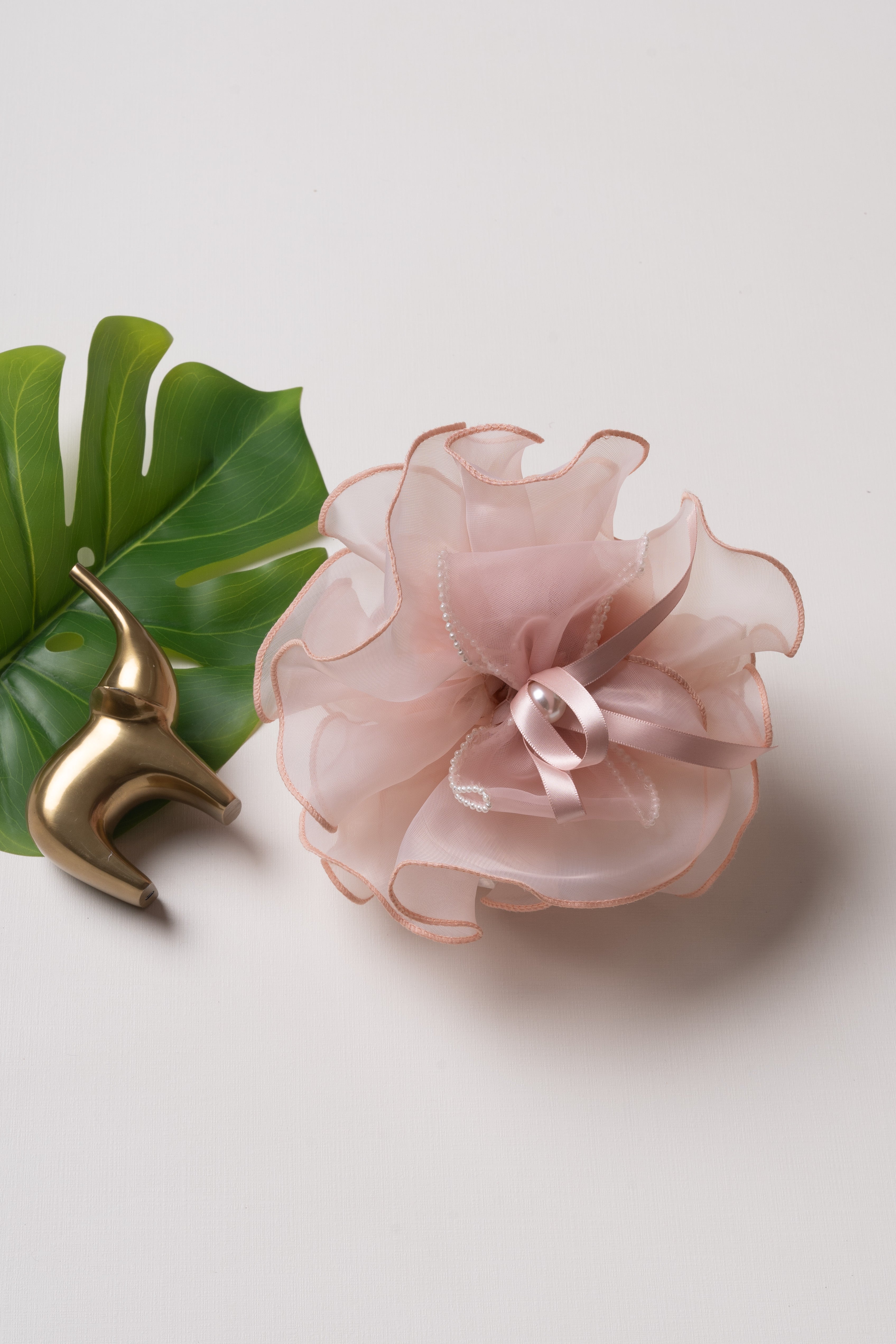 アクセサリー herlipto Rose Satin Clip pink Rose Satin Clip