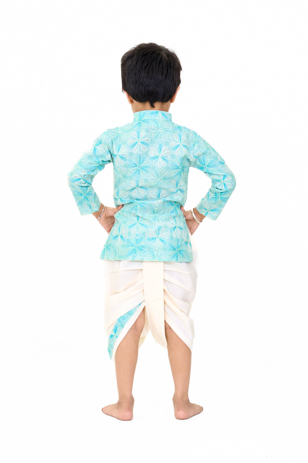 The Nesavu Boys Dothi Set Elegant Boys Green Dhoti Kurta Wedding Set with Floral Embroidery Nesavu Nesavu Boys Green Dhoti Kurta Set Floral Embroidery Weddings