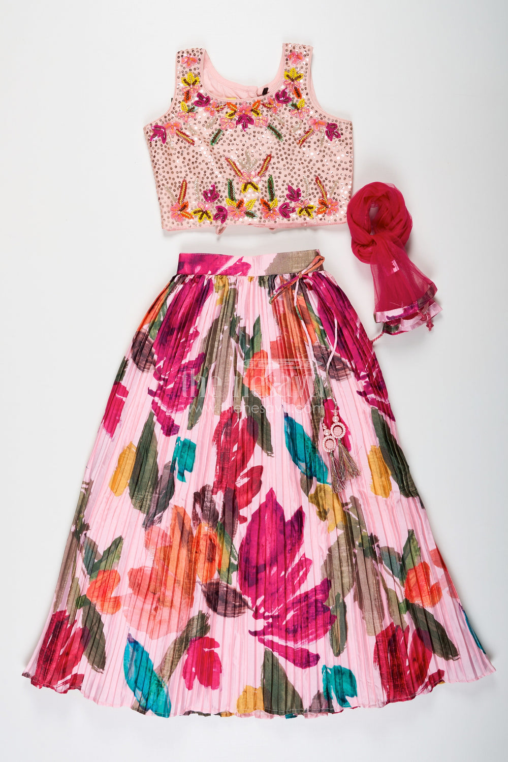 The Nesavu Girls Lehenga Choli Elegant Floral Lehenga for Girls in Chinon Silk with Digital Print and Embroidered Choli Nesavu 24 (5Y) / Peach GL580A-24 Nesavu Floral Lehenga Girls Chinon Silk Digital Print Embroidered Choli