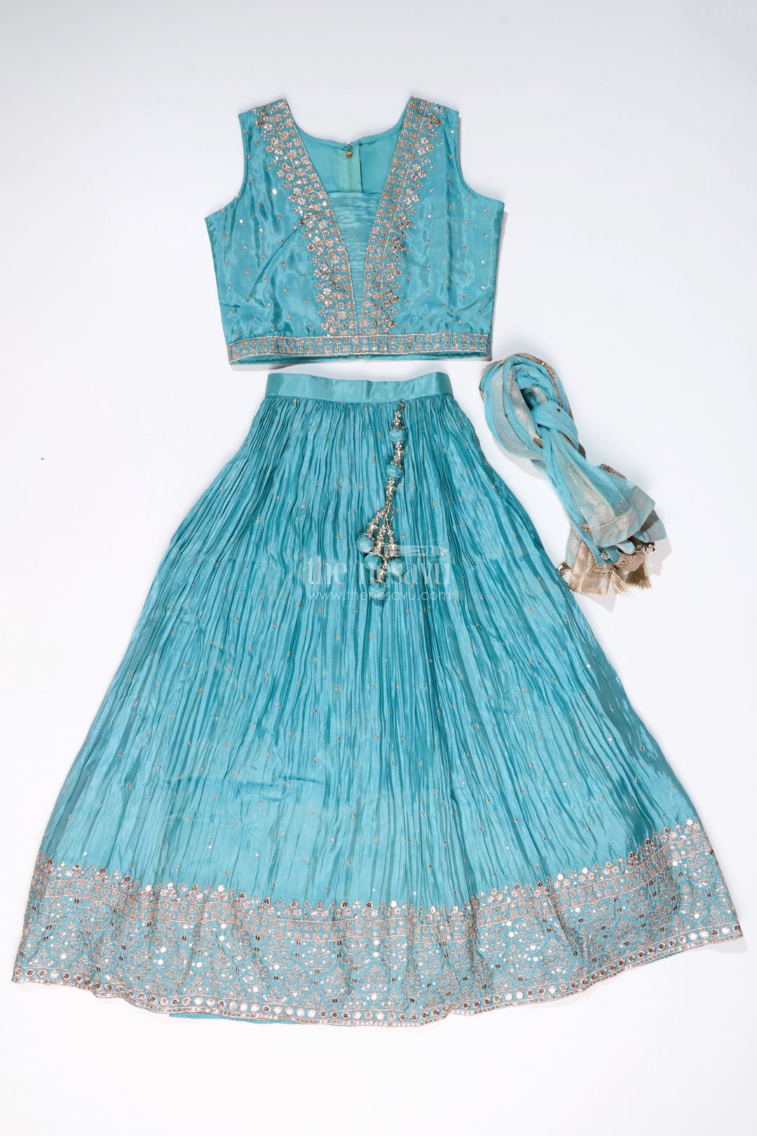 The Nesavu Girls Lehenga Choli Elegant Long Choli Lehenga for Girls with Shimmering Chinon Silk and Embellished Dupatta Nesavu 32 (9Y) / Green GL588A-32 Nesavu Elegant Long Choli Lehenga Girls Shimmering Chinon Silk Embellished Dupatta
