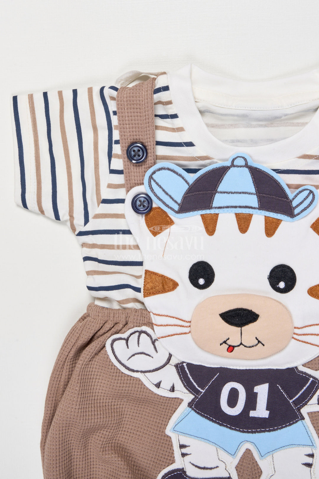 The Nesavu Baby Dungarees Embroidered Baby Dungaree Set for Playtime and All-day Comfort Nesavu Nesavu baby dungaree set animal embroidery  cotton outfit playtime daily comfort