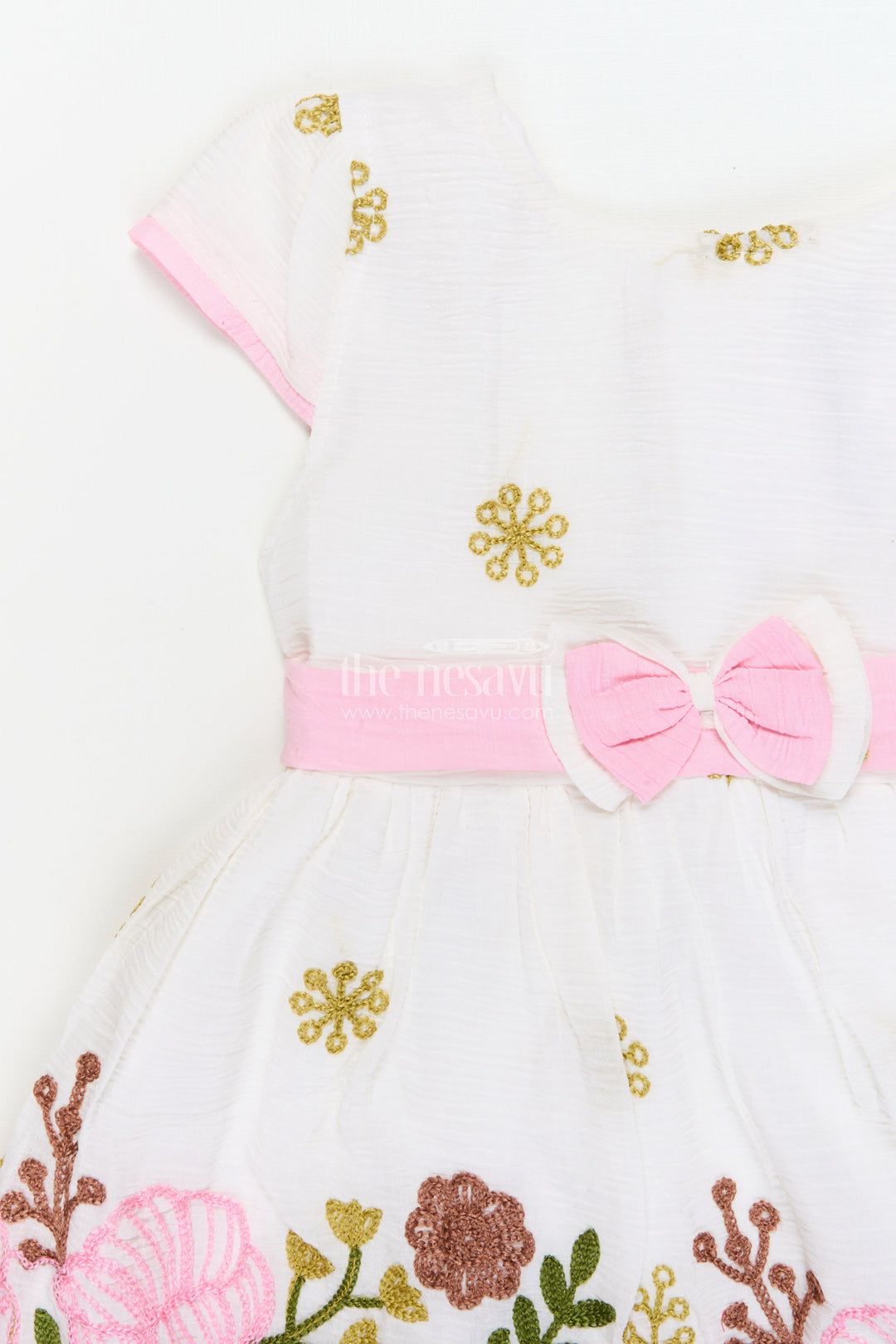 The Nesavu Girls Cotton Frock Embroidered Cotton Frock for Baby Girls’ Weekend Outings Nesavu Nesavu cotton frock for baby girls with floral embroidery and bow detail – weekend wear