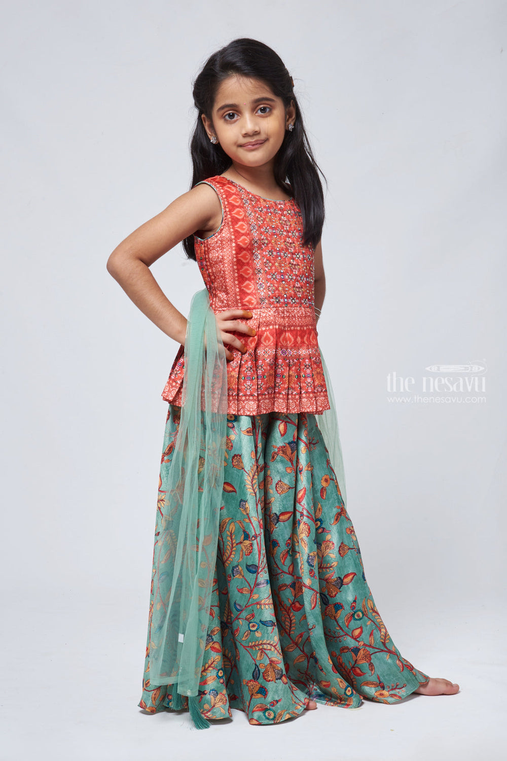 The Nesavu Sets & Suits Exquisite Mirror Embroidered Designer Kurti paired with Green Printed Palazzo: Authentic Indian Glamour. Nesavu Mirror Embroidered Kurti with Palazzo Suit | Green Designer Dresses | The Nesavu