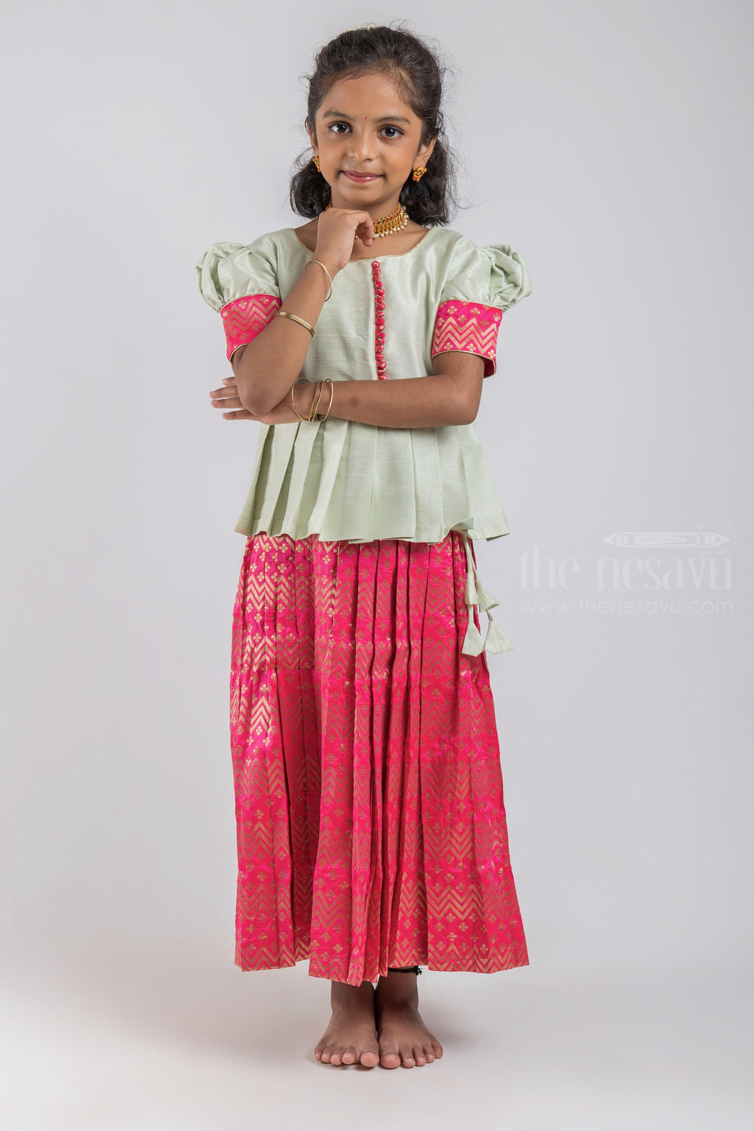 The Nesavu Pattu Pavadai Exquisite Silk Pattu Pavadai: Classy and Traditional Dresses for Girls psr silks Nesavu 16 (1Y) / Pink / Jacquard GPP282A