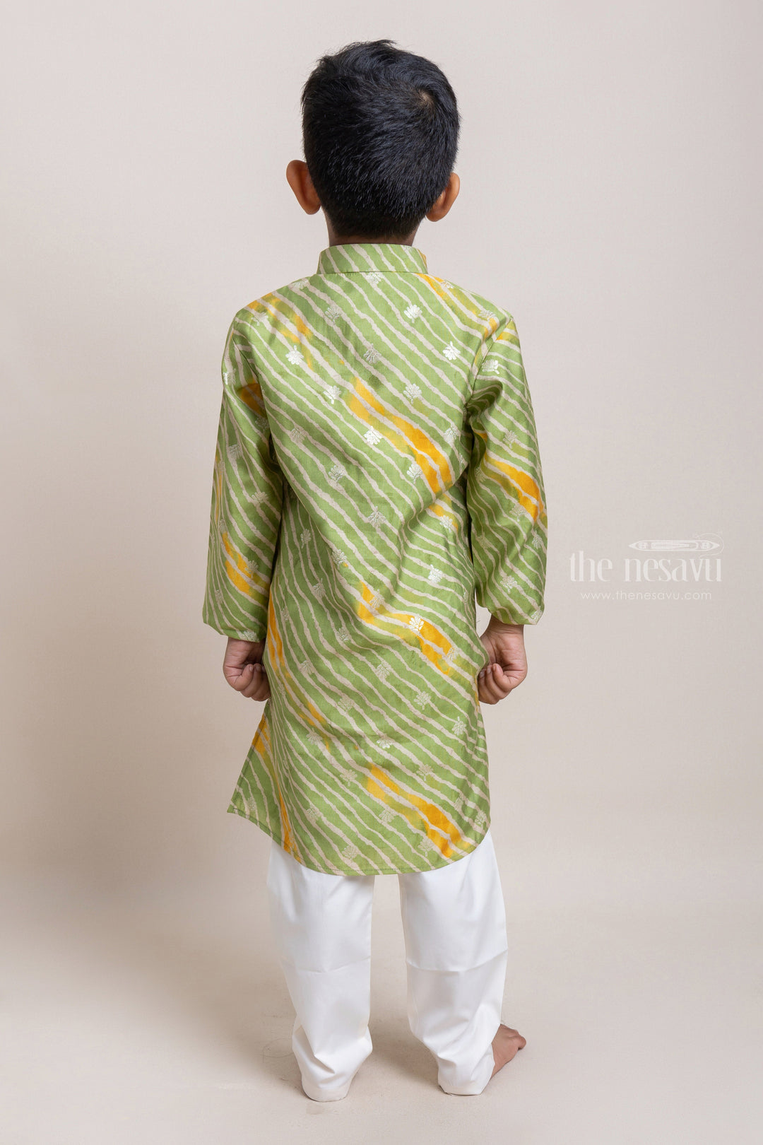 The Nesavu Boys Kurtha Set Fashionable Printed Lime Green Kurta With White Pant For Boys Nesavu Trendy Boys Kurta Set | Cotton Kurta For Boys | The Nesavu