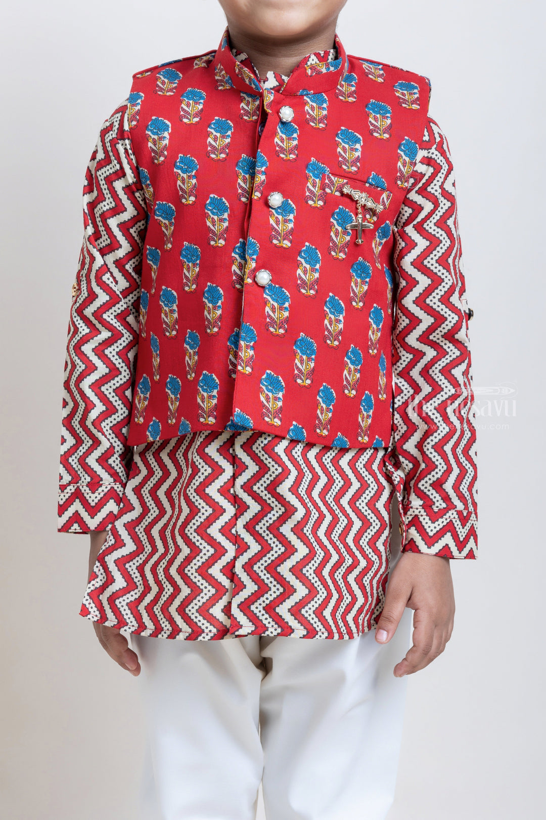 The Nesavu Boys Jacket Sets Fashionable Red Zig-Zag Printed Kurta Set With Overjacket For Boys Nesavu Festive Wear Collection For Boys | Premium kurta Set | The Nesavu