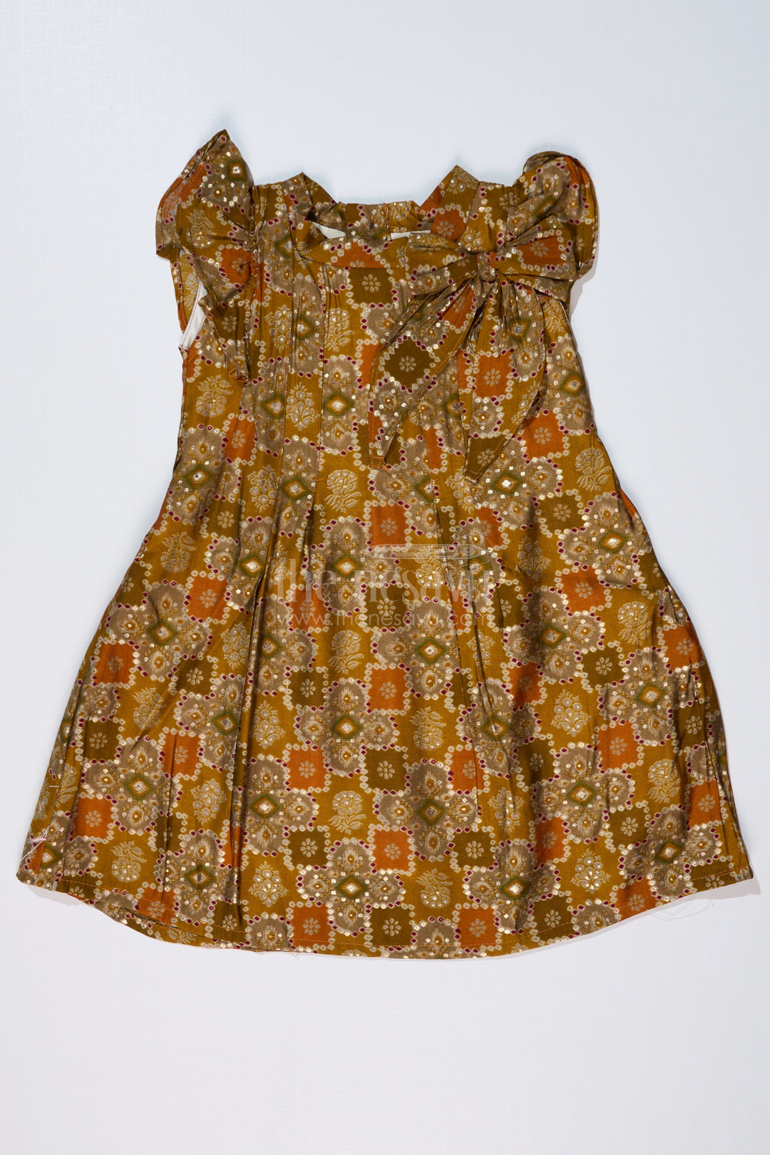 The Nesavu Girls Cotton Frock Girls Casual Frock in Muslin Silk with Elegant Bow and Pleated Design Nesavu 16 (1Y) / Green GFC1603A-16 Nesavu Girls Casual Frock Muslin Silk Elegant Bow Pleated Design