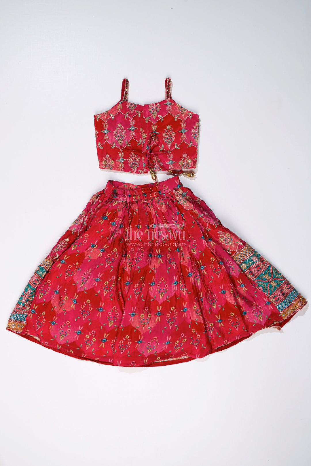 The Nesavu Girls Lehenga Choli Girls Choli with Placement Print and Embroidery Featuring a Flared Lehenga for Special Occasions Nesavu Girls Choli Placement Print Embroidery Paired Flared Lehenga Weddings | The Nesavu
