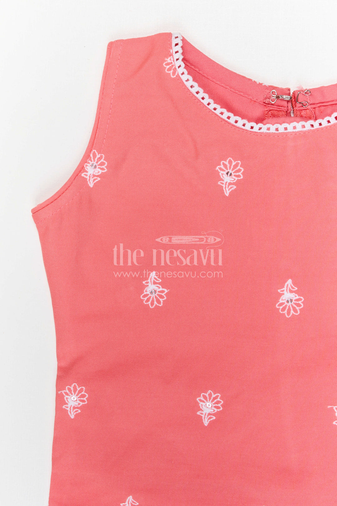 The Nesavu Girls Churidar Sets Girls Churidar Set for Festivals and Traditional Celebrations Nesavu Nesavu girls cotton churidar set for festivals and traditional celebrations with embroidered kurti