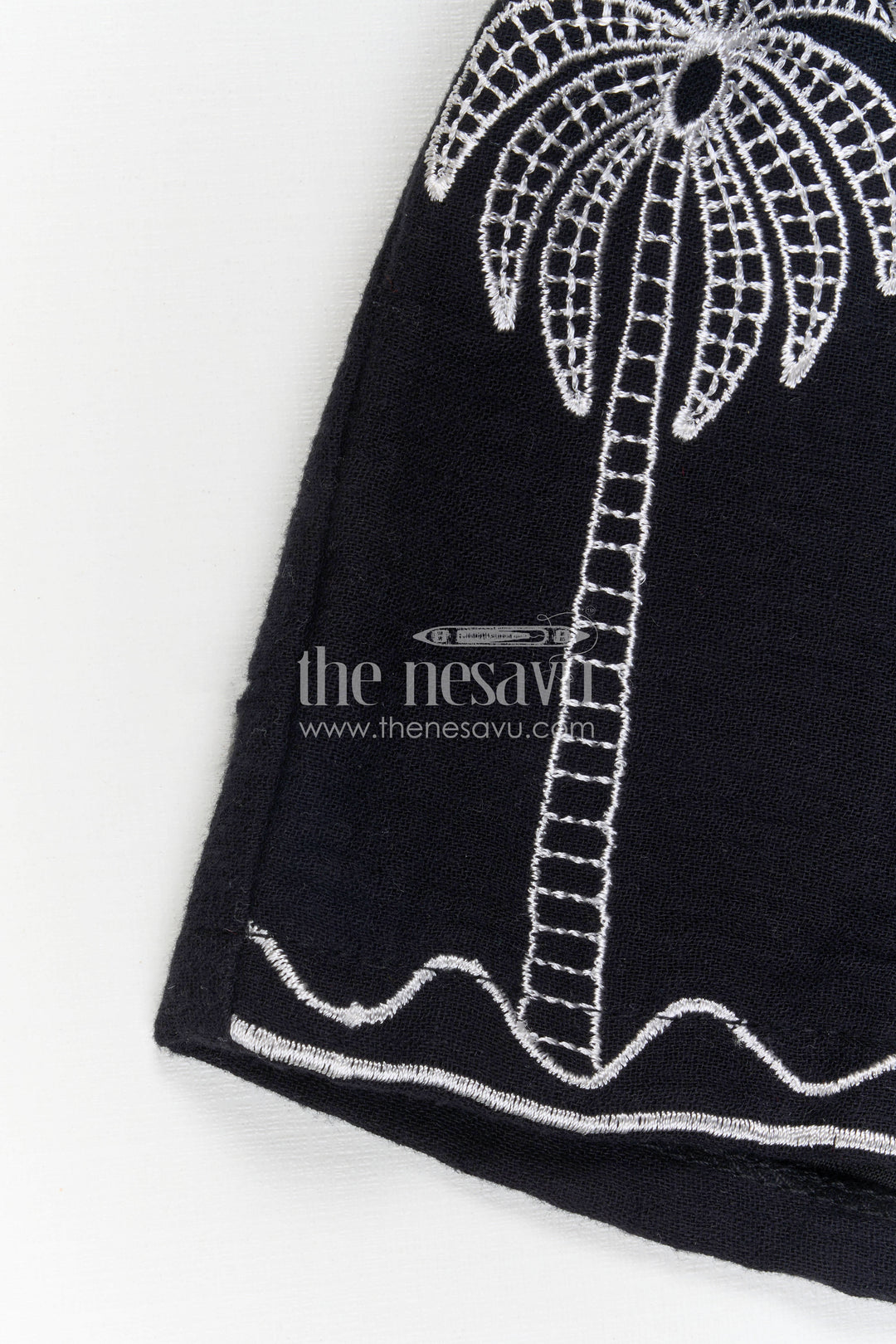 The Nesavu Girls Co-Ord Sets Girls Co Ord Outfit for Travel Days and Casual Outings Nesavu Nesavu Girls Muslin Cotton Co Ord Outfit For Travel And Outings With Embroidered Palm Design