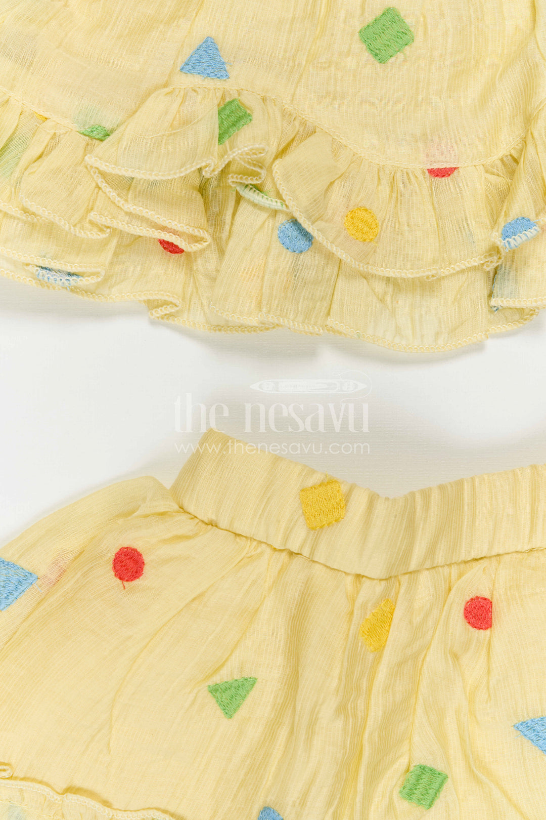 The Nesavu Baby Cotton Frocks Girls Co Ord Set Dress for Casual Outings and Playtime Nesavu Nesavu Baby Girl Cotton Frock For Casual Wear With Thread Embroidery Sleeveless Playful Design