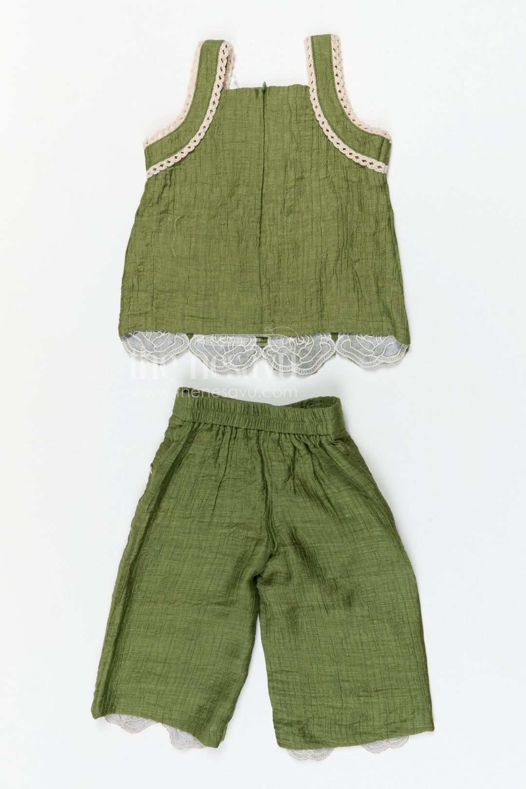The Nesavu Girls Co-Ord Sets Girls Co Ord Set for Casual Outings and Summer Comfort Wear Nesavu Nesavu girls co ord set for casual outings with rayon cotton fabric and thread embroidery breathable summer wear