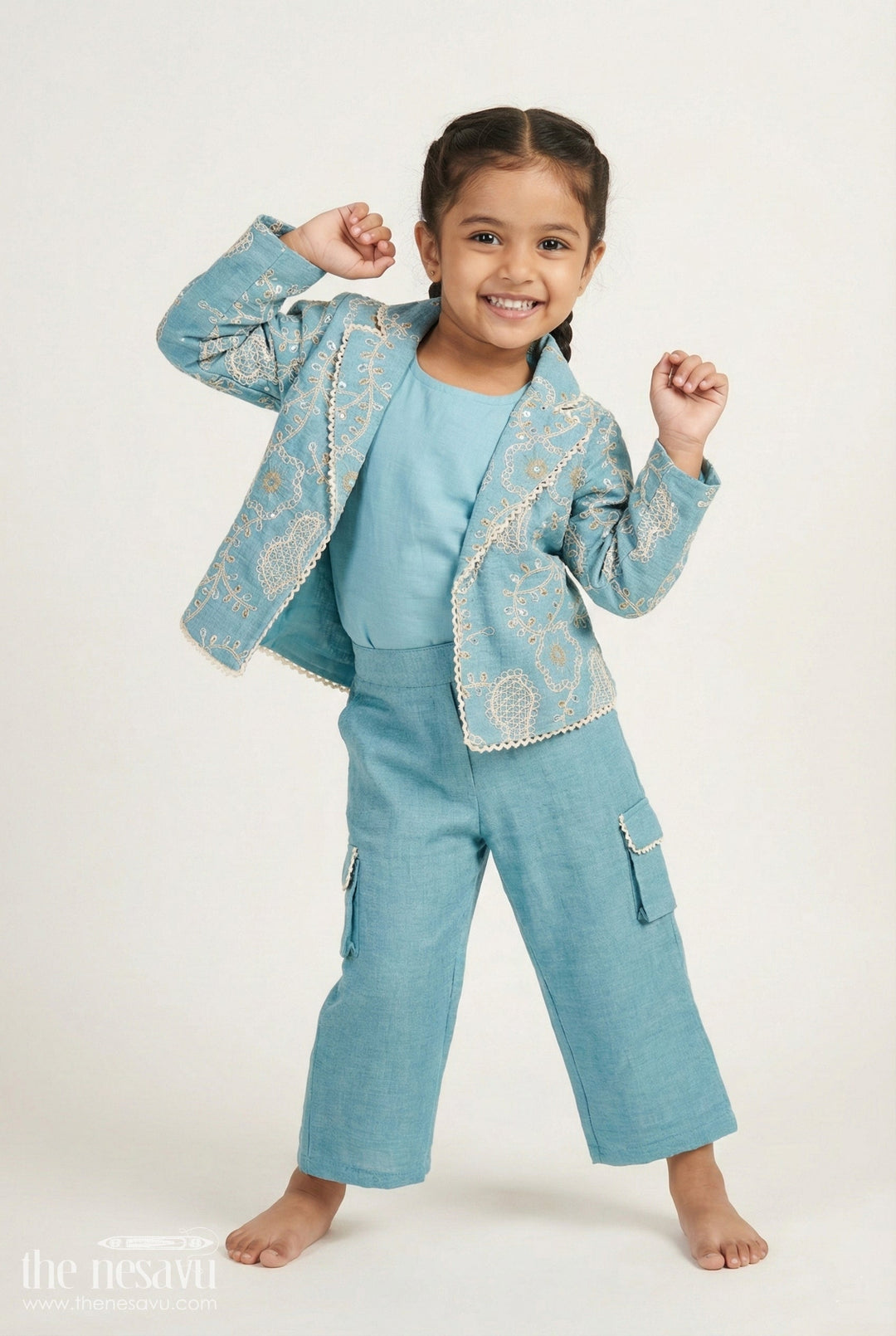 The Nesavu Girls Co-Ord Sets Girls Co-Ord Set with Thread Embroidery for Festive Events and School Programs Nesavu 24 (5Y) / Turquoise GPS643A-24 Nesavu girls three-piece co-ord set embroidered jacket ethnic school festive wear