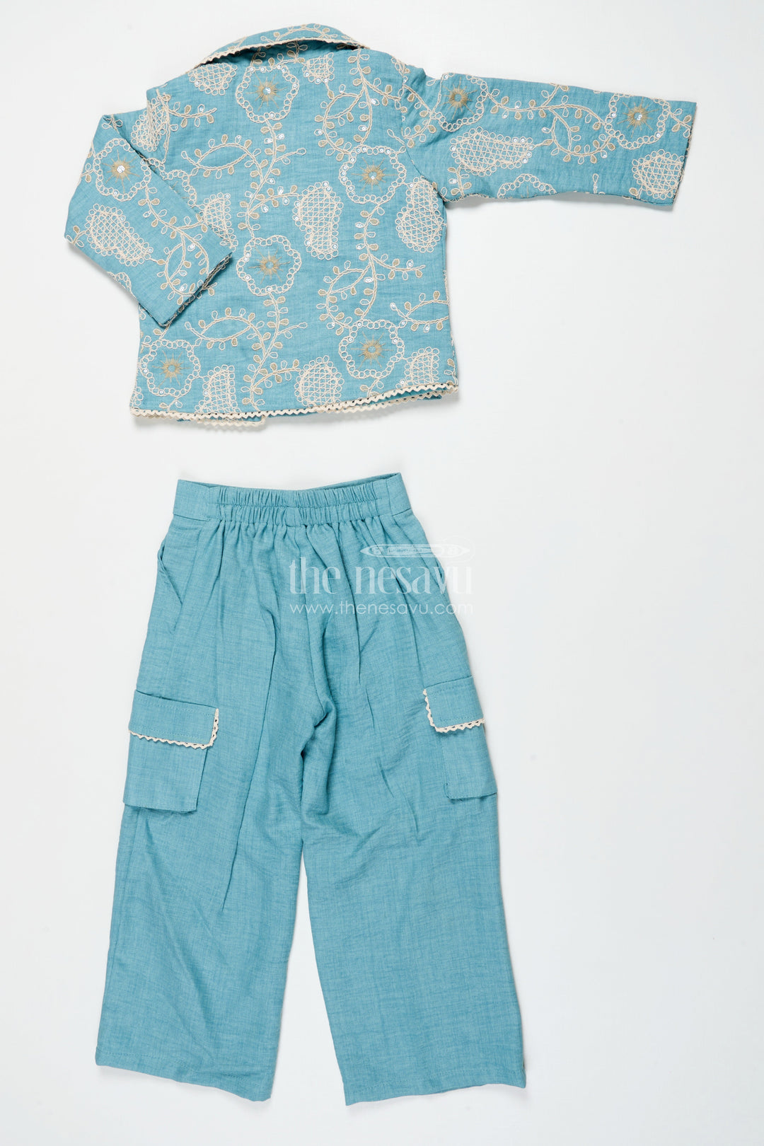The Nesavu Girls Co-Ord Sets Girls Co-Ord Set with Thread Embroidery for Festive Events and School Programs Nesavu Nesavu girls three-piece co-ord set embroidered jacket ethnic school festive wear