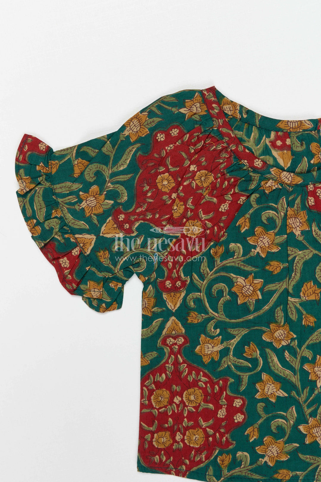 The Nesavu Girls Co-Ord Sets Girls Comfortable Cotton Matching Set for Daily Wear Nesavu Nesavu Girls Comfortable Cotton Co Ord Set With Digital Print For Daily Wear