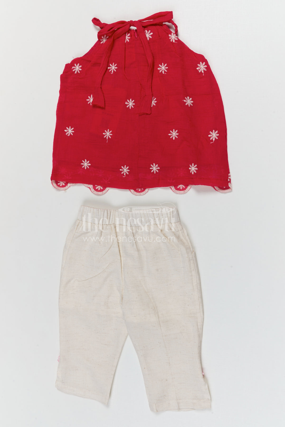 The Nesavu Girls Casual Set Girls Cotton Casual Outfit Set for Family Outings and Playdates Nesavu Nesavu girls cotton casual outfit set with thread embroidery for everyday outings