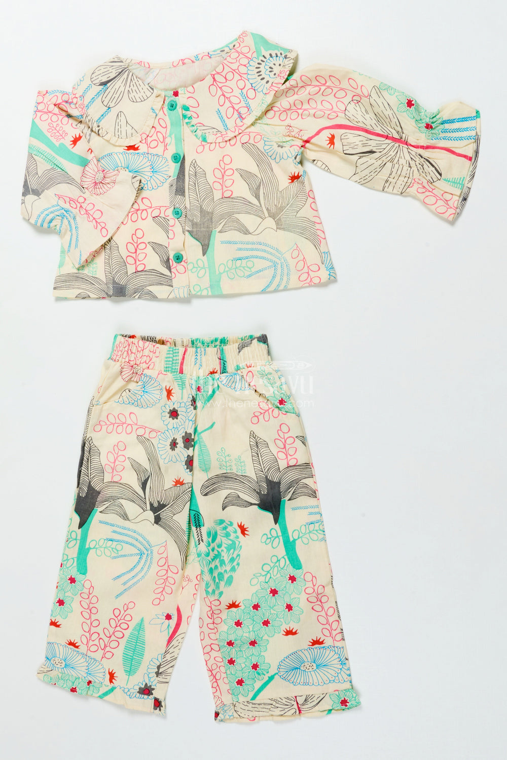 The Nesavu Girls Co-Ord Sets Girls Cotton Co-Ord Set with Top and Pants for Summer Outings Nesavu 18 (2Y) / green GPS798C-18 Nesavu girls cotton co-ord set digital print stylish comfy outfit summer playdates vacations