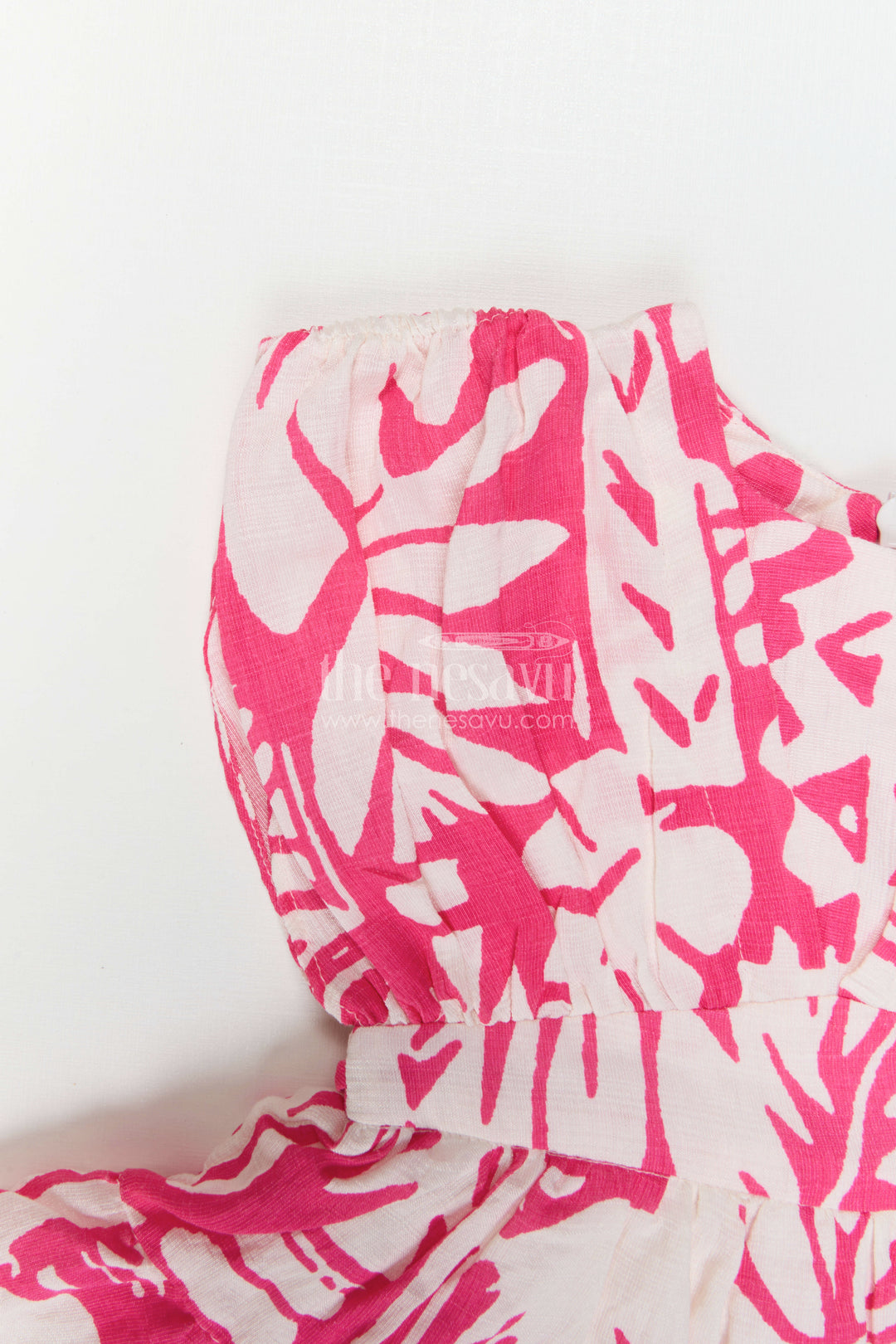 The Nesavu Girls Cotton Frock Girls Cotton Frock for Birthday Parties and Summer Outings Nesavu Nesavu Girls Cotton Frock For Birthday Parties And Summer Outings With Digital Print Sleeveless Design