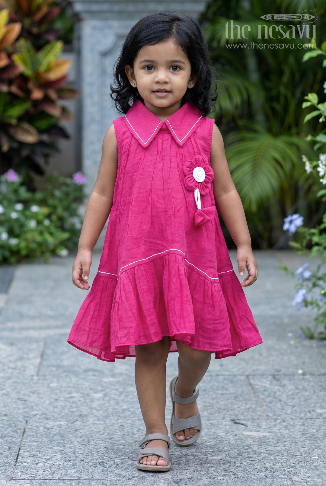 The Nesavu Girls Cotton Frock Girls Cotton Frock for Daily Wear and Playfull Dates Nesavu 14 (6M) / Pink / Cotton Blend GFC2243D-14 Nesavu Girls Cotton Frock For Daily Wear Sleeveless Blend Cotton Casual Outfit For Kids
